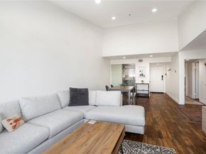 6545 Reseda 19, Reseda CA 91335