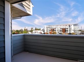 6545 Reseda 19, Reseda CA 91335