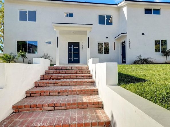 13791 13793 Gavina Avenue, Sylmar CA 91342