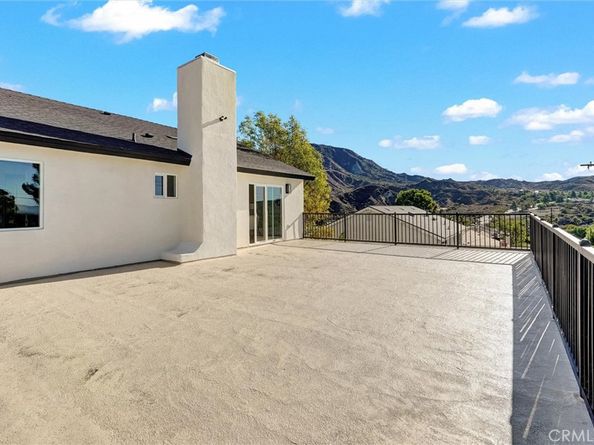 13791 13793 Gavina Avenue, Sylmar CA 91342