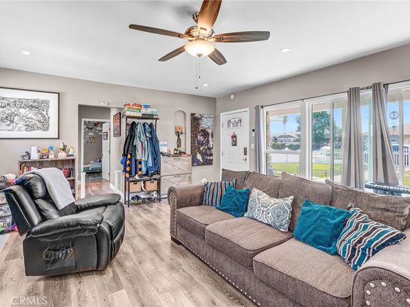 1605 251st Street, Harbor City CA 90710