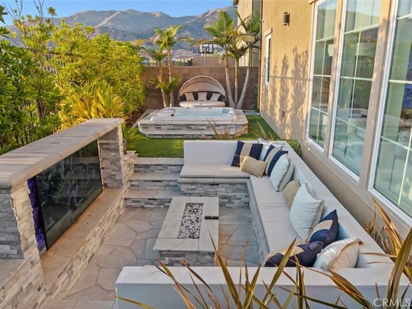 20732 W Beech Circle, Porter Ranch CA 91326