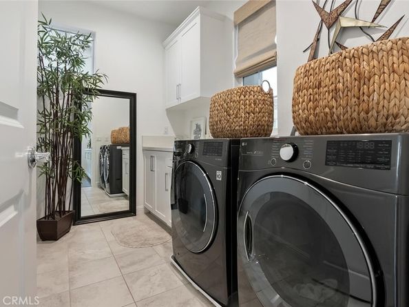 20732 W Beech Circle, Porter Ranch CA 91326