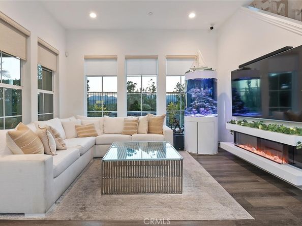 20732 W Beech Circle, Porter Ranch CA 91326