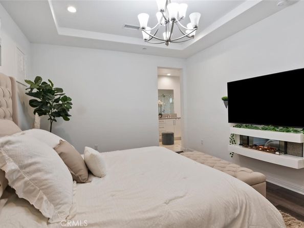 20732 W Beech Circle, Porter Ranch CA 91326