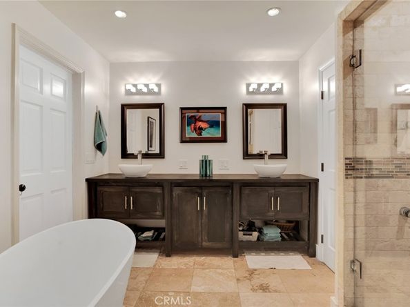 8921 Geyser Avenue, Northridge CA 91324