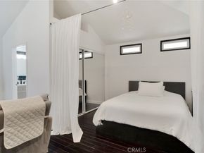 8921 Geyser Avenue, Northridge CA 91324