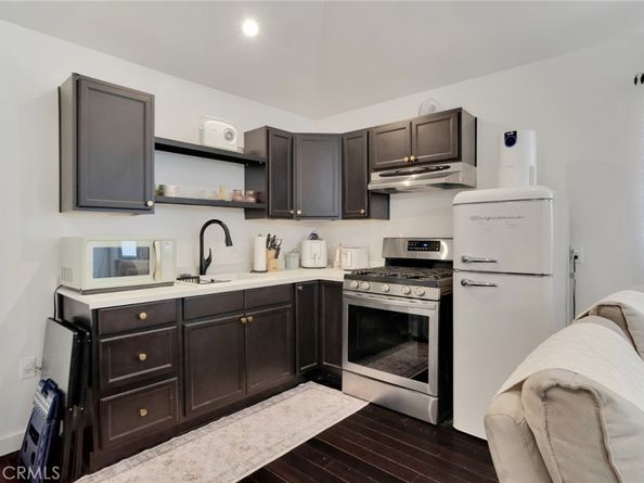 8921 Geyser Avenue, Northridge CA 91324