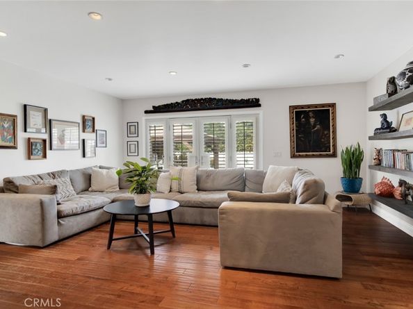 8921 Geyser Avenue, Northridge CA 91324