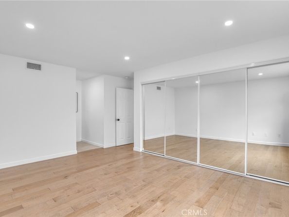 15029 Harvest, San Fernando CA 91345