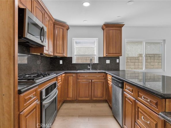 15029 Harvest, San Fernando CA 91345