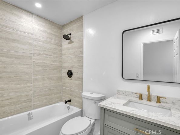 15029 Harvest, San Fernando CA 91345