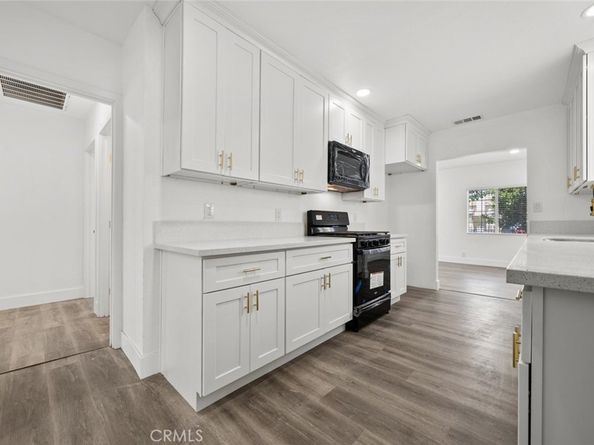 3932 W 64th Street, Inglewood CA 90302