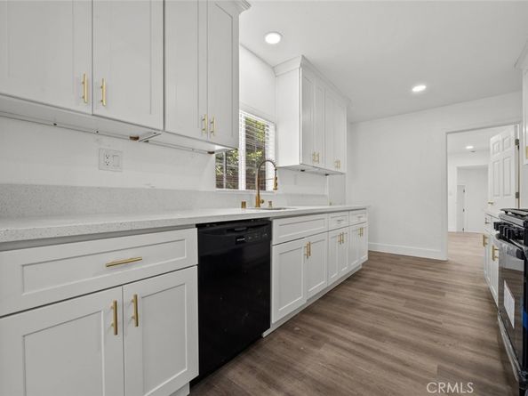 3932 W 64th Street, Inglewood CA 90302