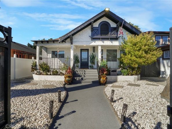 919 919 1/2 W 49th, Los Angeles CA 90037