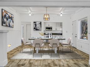 919 919 1/2 W 49th, Los Angeles CA 90037