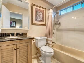 1523 E Windsor 208A, Glendale CA 91205