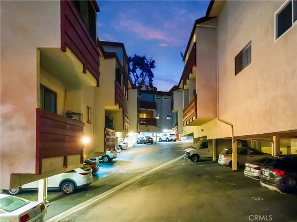 1523 E Windsor 208A, Glendale CA 91205