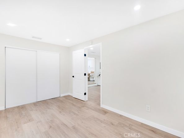 11552 11552 Fellows, Pacoima CA 91331