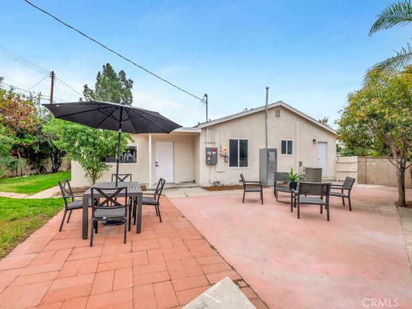 11552 11552 Fellows, Pacoima CA 91331