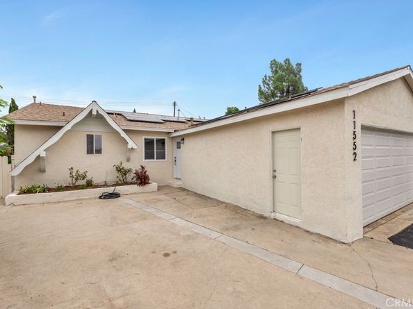 11552 11552 Fellows, Pacoima CA 91331