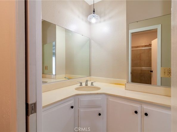 9047 Langdon Avenue 22, North Hills CA 91343