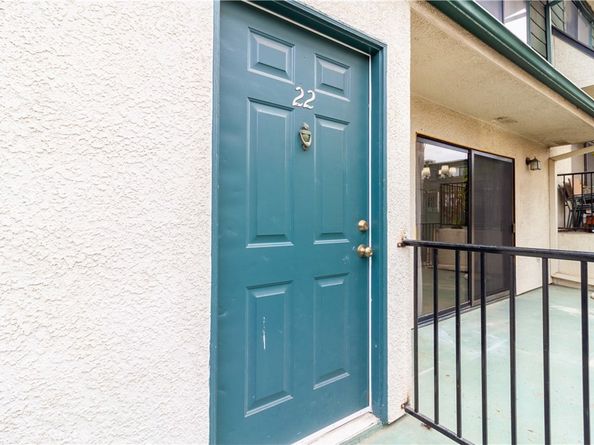 9047 Langdon Avenue 22, North Hills CA 91343