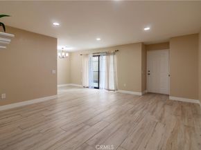 9047 Langdon Avenue 22, North Hills CA 91343