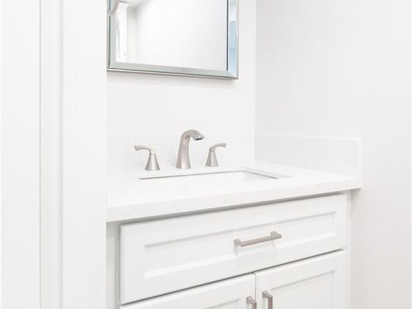 12302 Runnymede Street 4, North Hollywood CA 91605