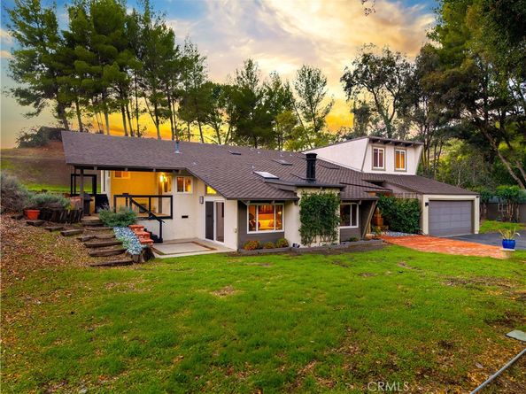 2171 McKain Street, Calabasas CA 91302