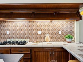 2171 McKain Street, Calabasas CA 91302