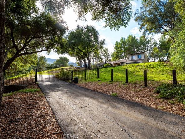 2171 McKain Street, Calabasas CA 91302