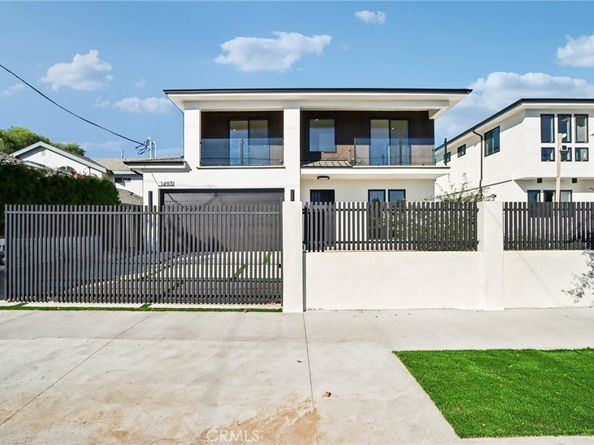 14931 Vose Street, Van Nuys CA 91405