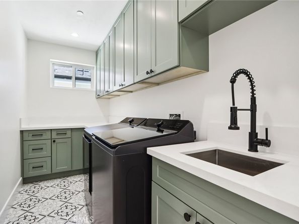 14931 Vose Street, Van Nuys CA 91405