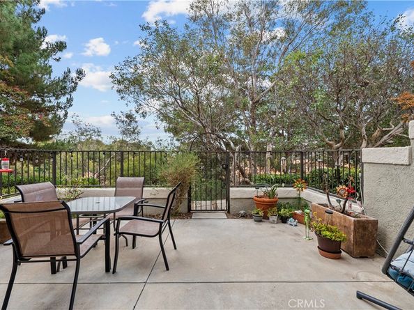 22371 Mission Circle, Chatsworth CA 91311