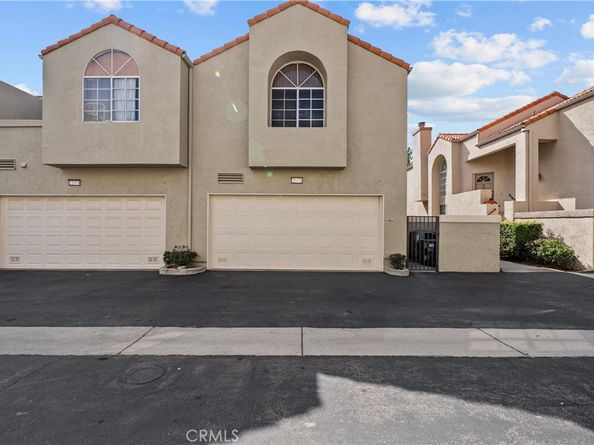 22371 Mission Circle, Chatsworth CA 91311