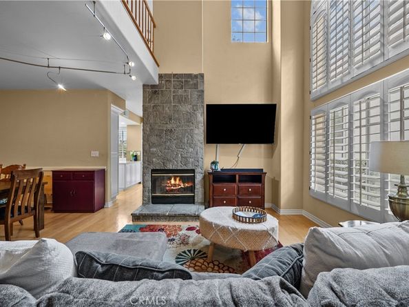 22371 Mission Circle, Chatsworth CA 91311