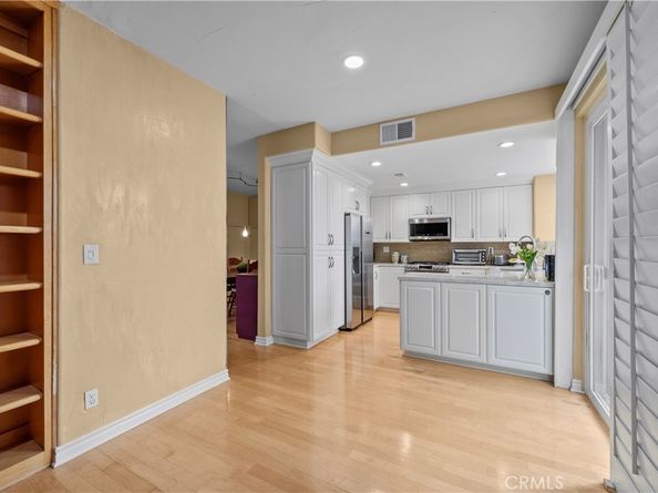 22371 Mission Circle, Chatsworth CA 91311