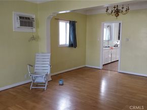 824 W 74th, Los Angeles CA 90044