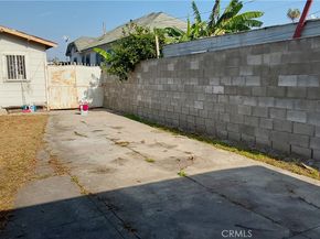 824 W 74th, Los Angeles CA 90044