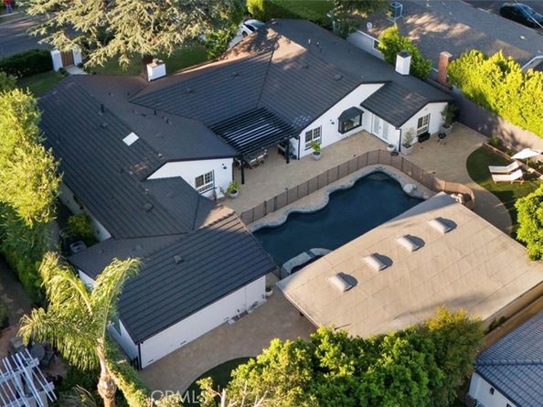 16206 Morrison Street, Encino CA 91436