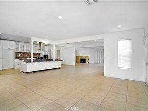 19324 Victory Boulevard, Reseda CA 91335