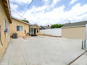 19324 Victory Boulevard, Reseda CA 91335