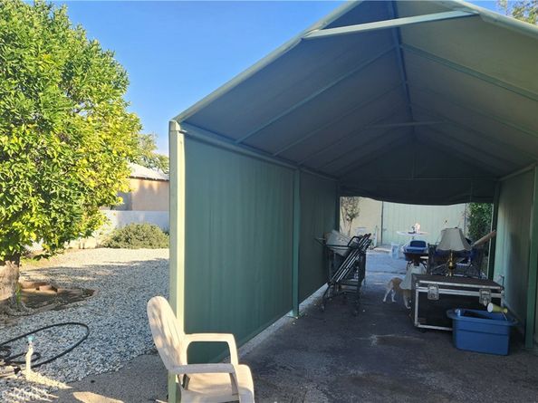 13754 Weidner, Pacoima CA 91331