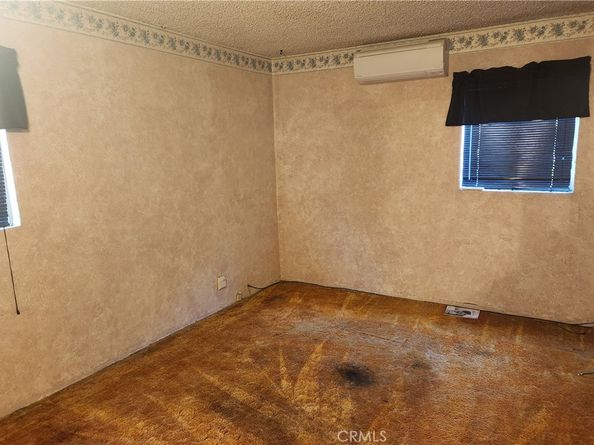 13754 Weidner, Pacoima CA 91331