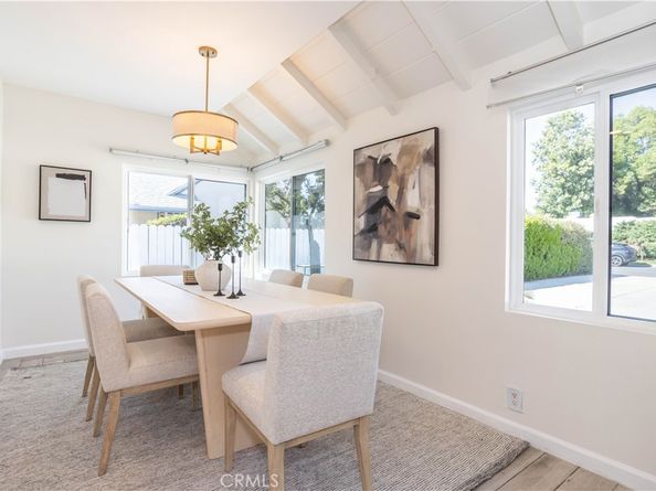 15756 Hart Street, Lake Balboa CA 91406