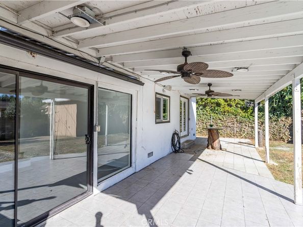 15756 Hart Street, Lake Balboa CA 91406