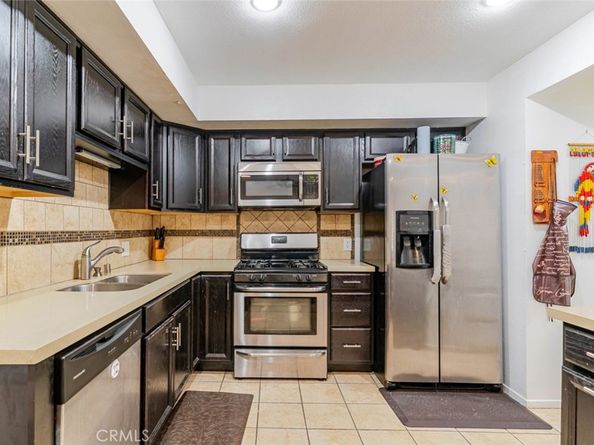 10020 Sepulveda Boulevard 114, San Fernando CA 91345