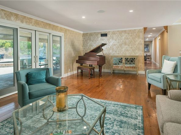 16426 Knollwood Drive, Granada Hills CA 91344