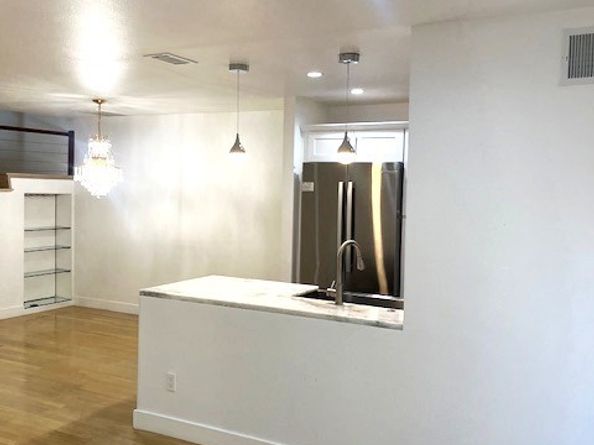 8110 Canby 3, Reseda CA 91335
